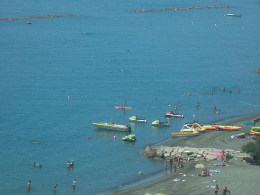 Appartamento Myria Court Limisso Esterno foto